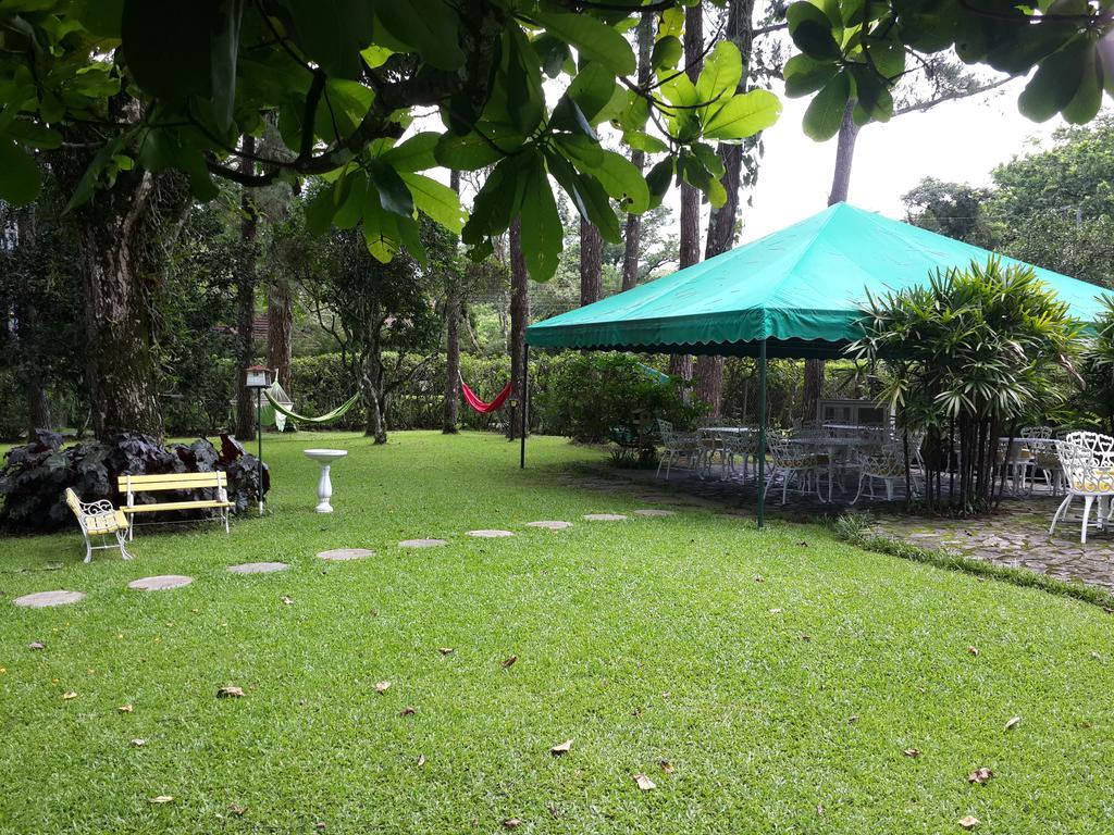 Park Eden Bed & Breakfast Los Llanitos Ngoại thất bức ảnh