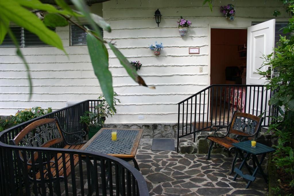 Park Eden Bed & Breakfast Los Llanitos Phòng bức ảnh